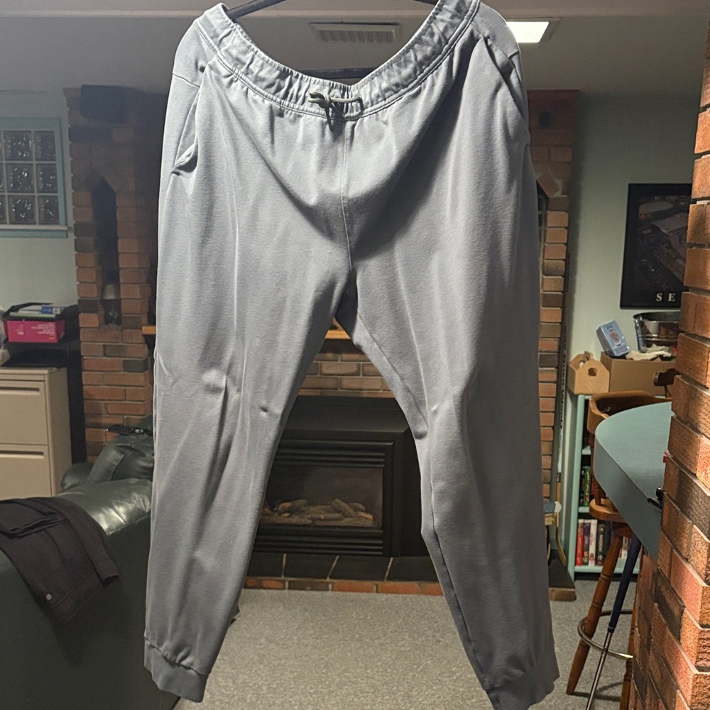 Apana Men's Charcoal Joggers